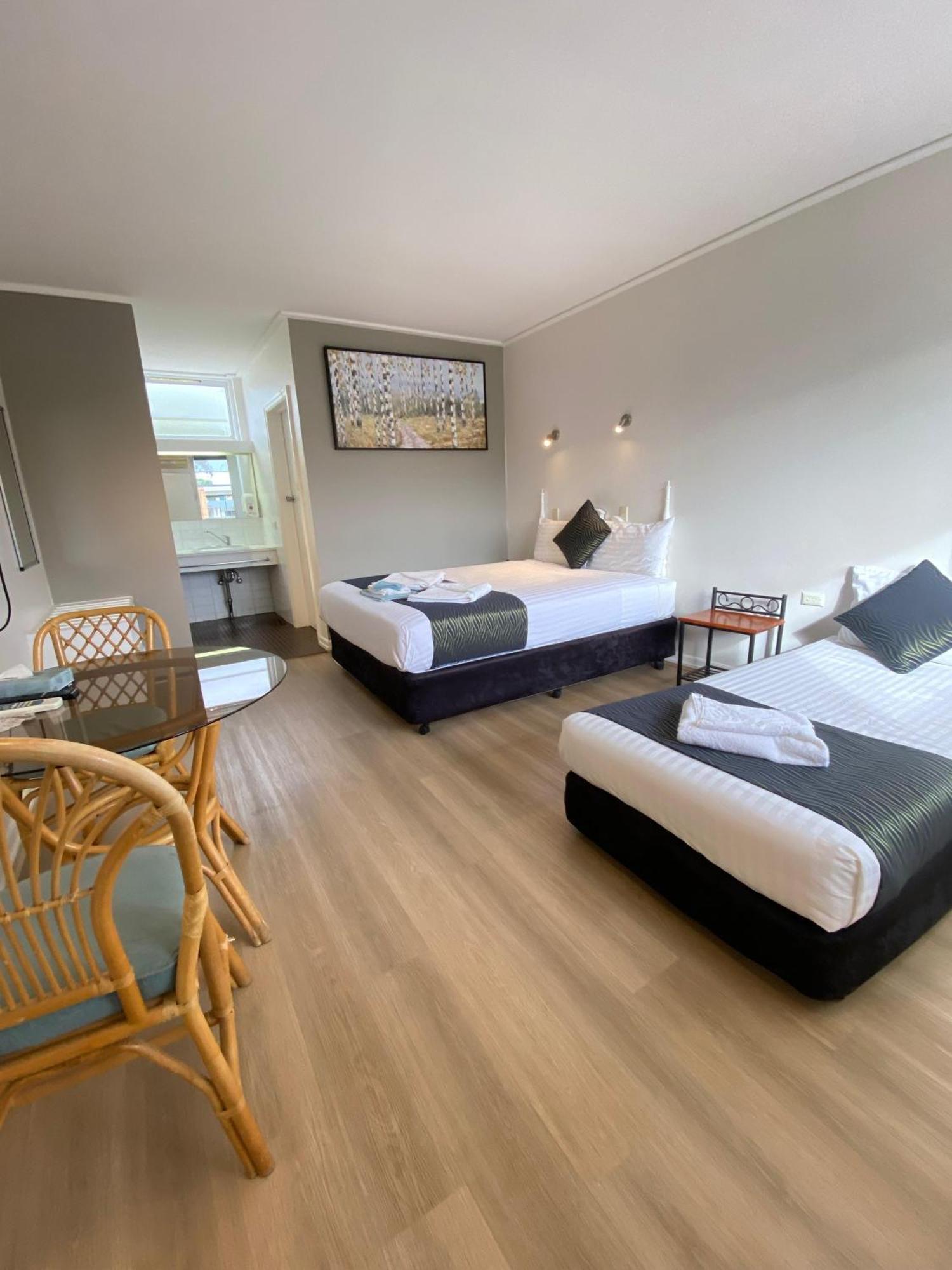 Cobb Inlander 3*